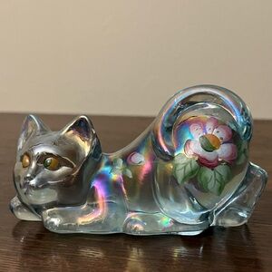 Vintage Fenton Hand painted Iridescent Crouching Kitty